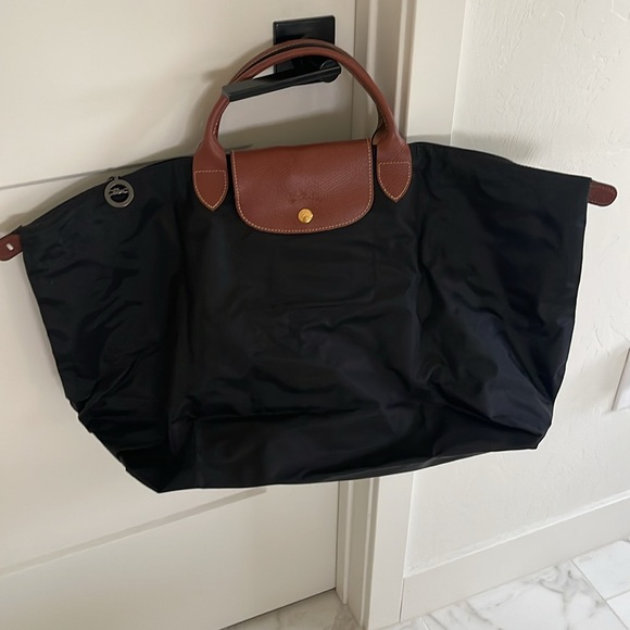 Long champ weekend bag with toiletries bag - Picture 6 of 7